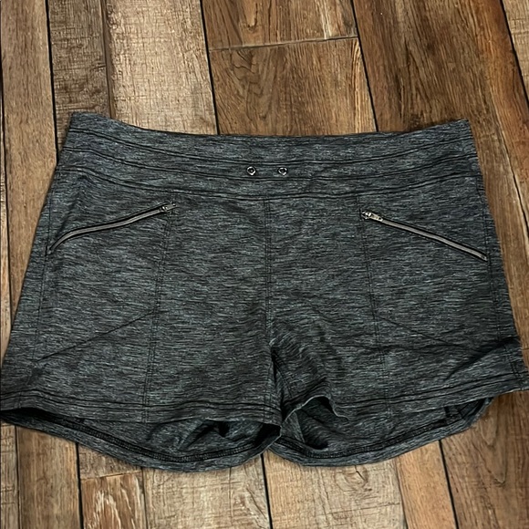 Athleta Gray Athletic Shorts with Stretchy Waistband - Picture 1 of 2